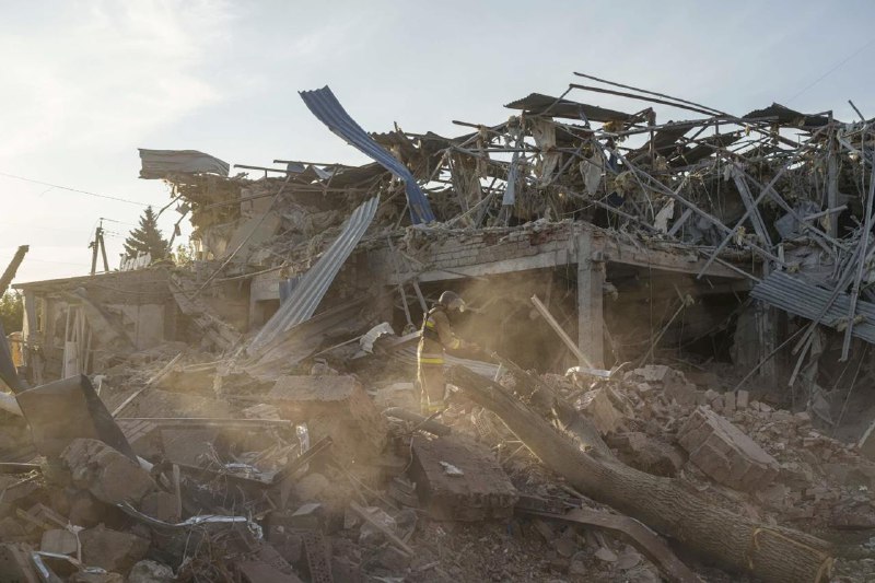 乌克兰25日炮击俄罗斯别尔哥罗德州，造成至少5人死亡、12人受伤