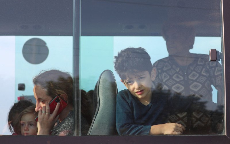 纳戈尔诺-卡拉巴赫地区领导人称，当地12万亚美尼亚族人因不想成为阿塞拜疆的一部分以及对种族清洗的担忧，将前往亚美尼亚