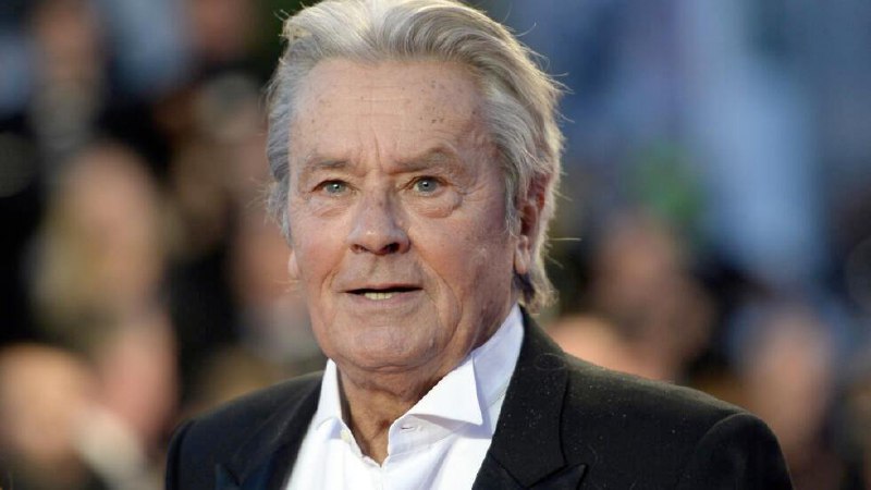 法国著名演员阿兰·德隆8月18日去世，享年88岁