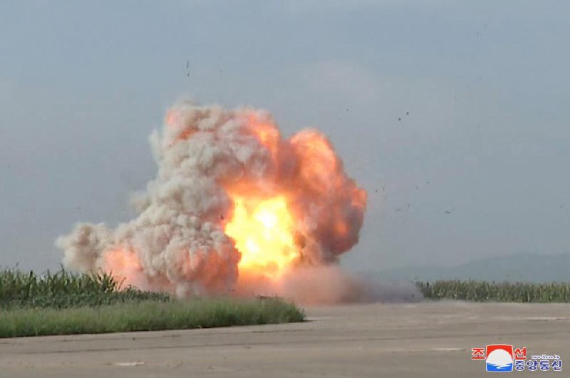 韩美联合登陆演习开始；金正恩指导朝鲜无人机性能试验