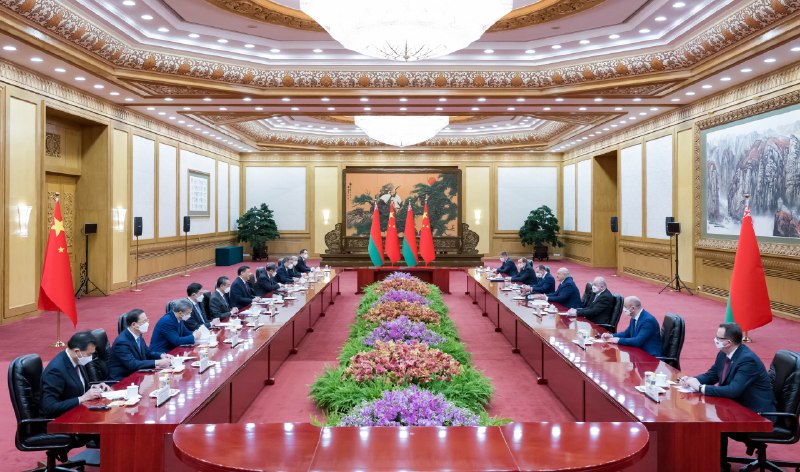 白俄罗斯总统卢卡申科2月28日至3月2日访华，同习近平发表《关于新时代进一步发展两国全天候全面战略伙伴关系的联合声明》；会见李克强、栗战书