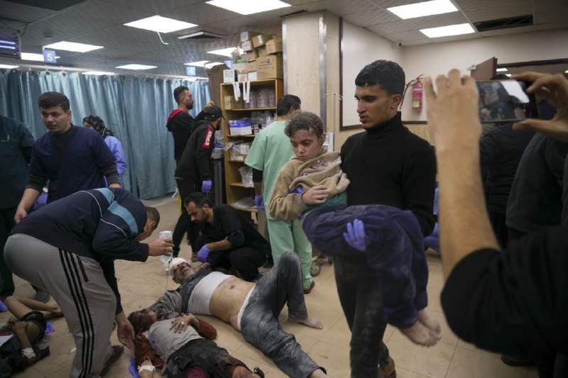 加沙南部城市汗尤尼斯、东部靠近以色列边境的农业地区以及中部的布赖杰难民营2日爆发激烈战斗