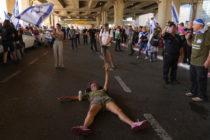 以色列数千名抗议者3日聚集在本-古里安机场反对司法改革