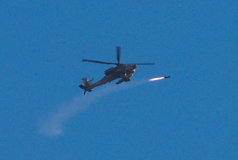 以色列军方发言人称，以军地面部队已深入加沙城开展地面行动，并对哈马斯施加巨大压力